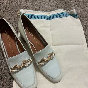 Tory Burch small heel loafer- size 9 w/ dust bag- light blue & ivory- never worn